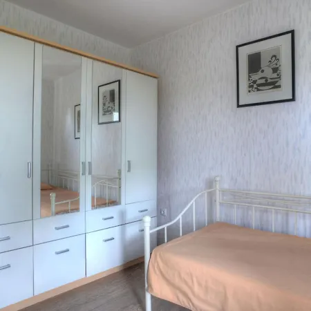 Lejlighed Magy By Interhome Bromskirchen